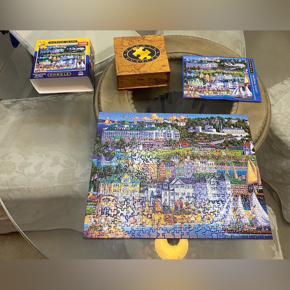 MACKINAC ISLAND- Painting the town PUZZLE - 500 PIECE